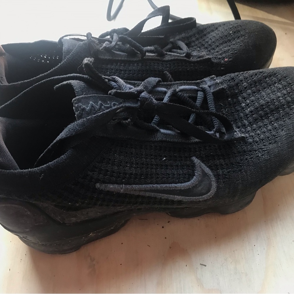 Boys Black Nike Shoes